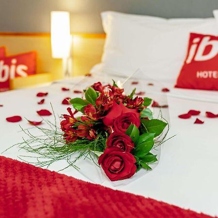 ホテル Ibis ノヴォ・アンブルゴ エクステリア 写真